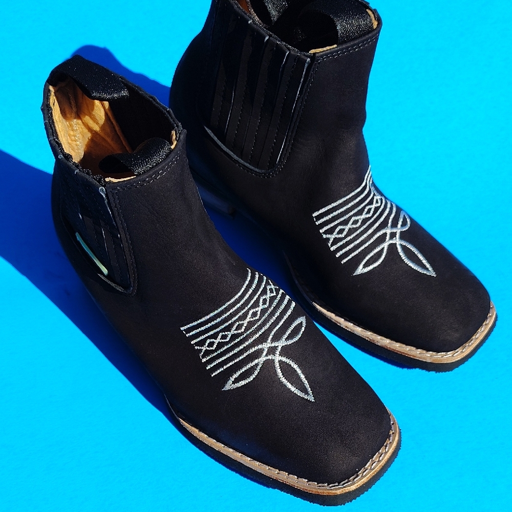 ( Boys ) Black Leather Western Ankle Boots.